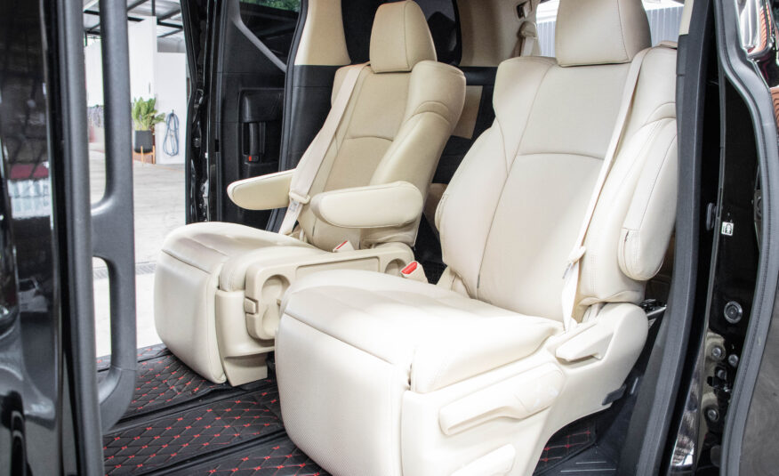 TOYOTA ALPHARD 2.5 X HYBRID 4WD 2022