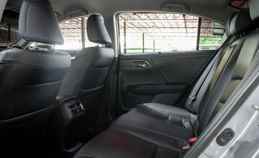 HONDA ACCORD 2.0 EL 2017