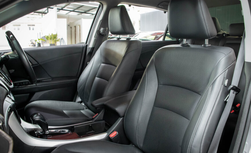 HONDA ACCORD 2.0 EL 2017