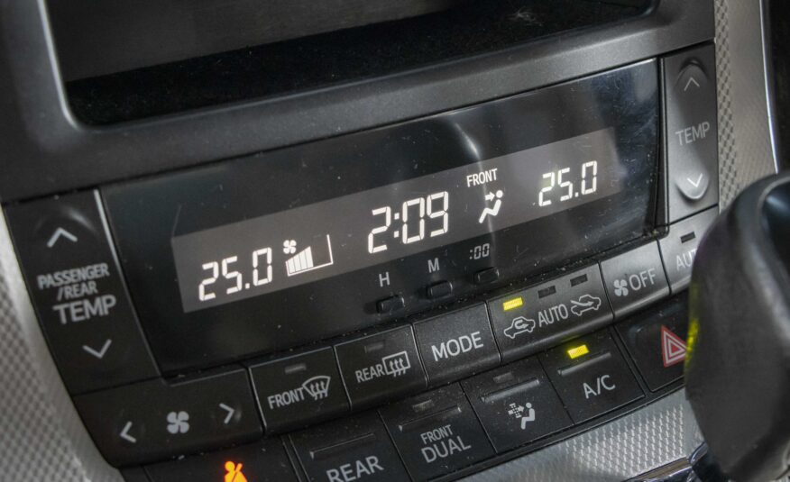 TOYOTA ALPHARD 2.4  HYBRID E-FOUR 2013