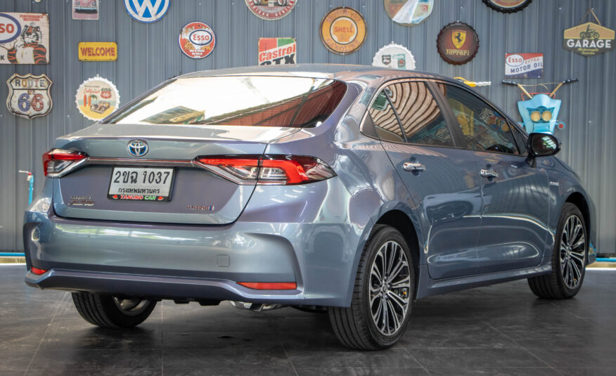 TOYOTA ALTIS 1.8 HYBRID PREMIUM 2021