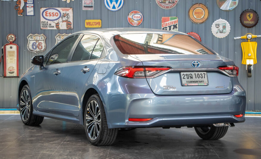 TOYOTA ALTIS 1.8 HYBRID PREMIUM 2021