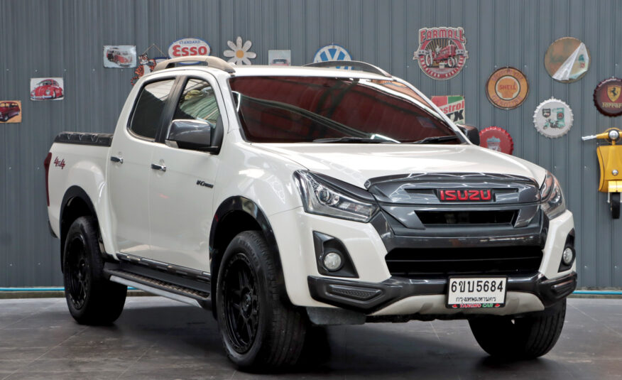 ISUZU D-MAX 3.0 Vcross MAX Z-Prestige Cab4 4WD ปี2019