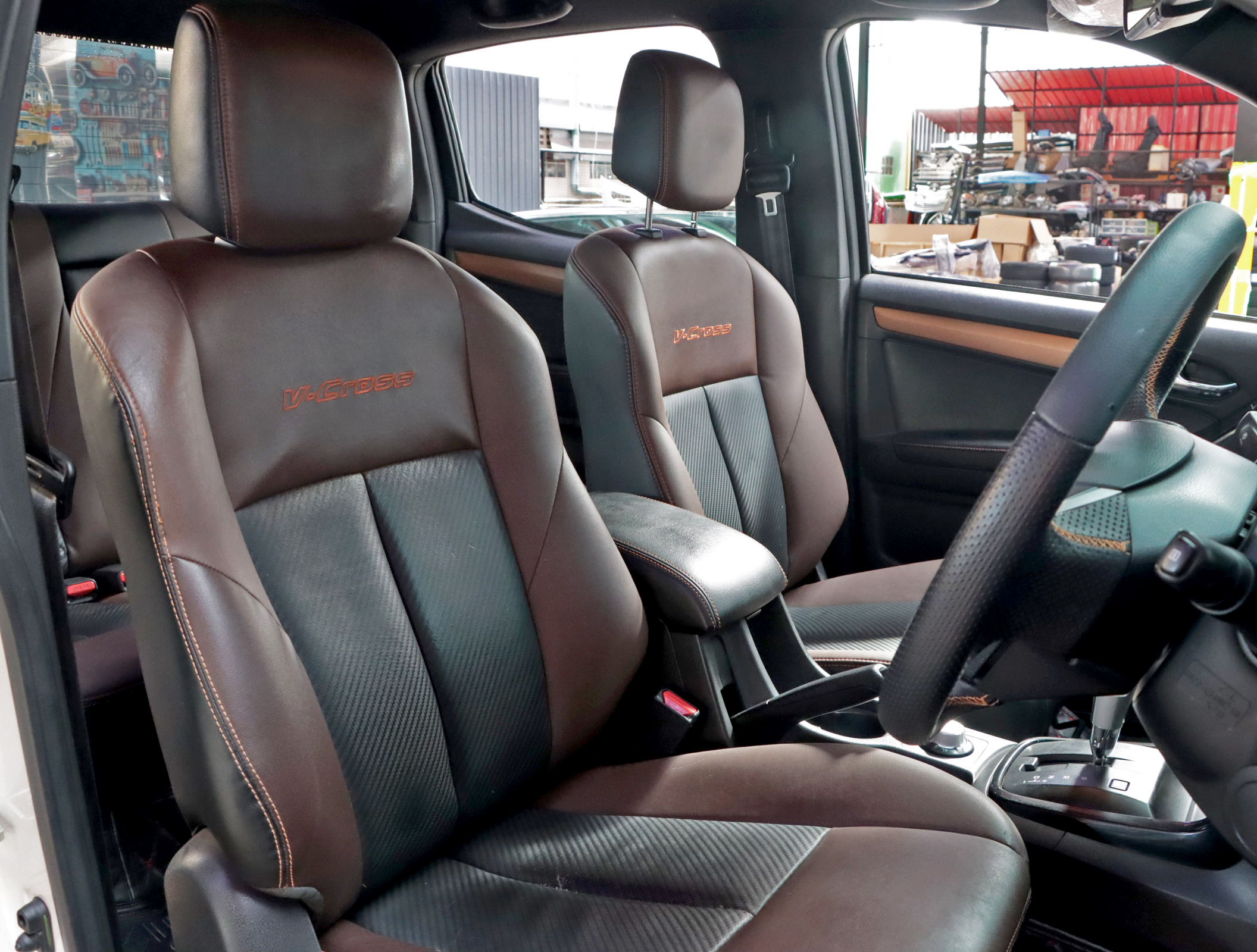 ISUZU D-MAX 3.0 Vcross MAX Z-Prestige Cab4 4WD ปี2019