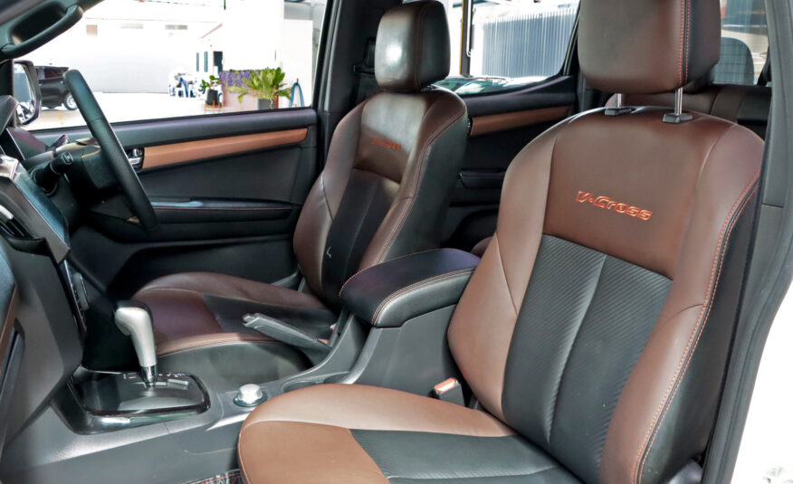 ISUZU D-MAX 3.0 Vcross MAX Z-Prestige Cab4 4WD ปี2019