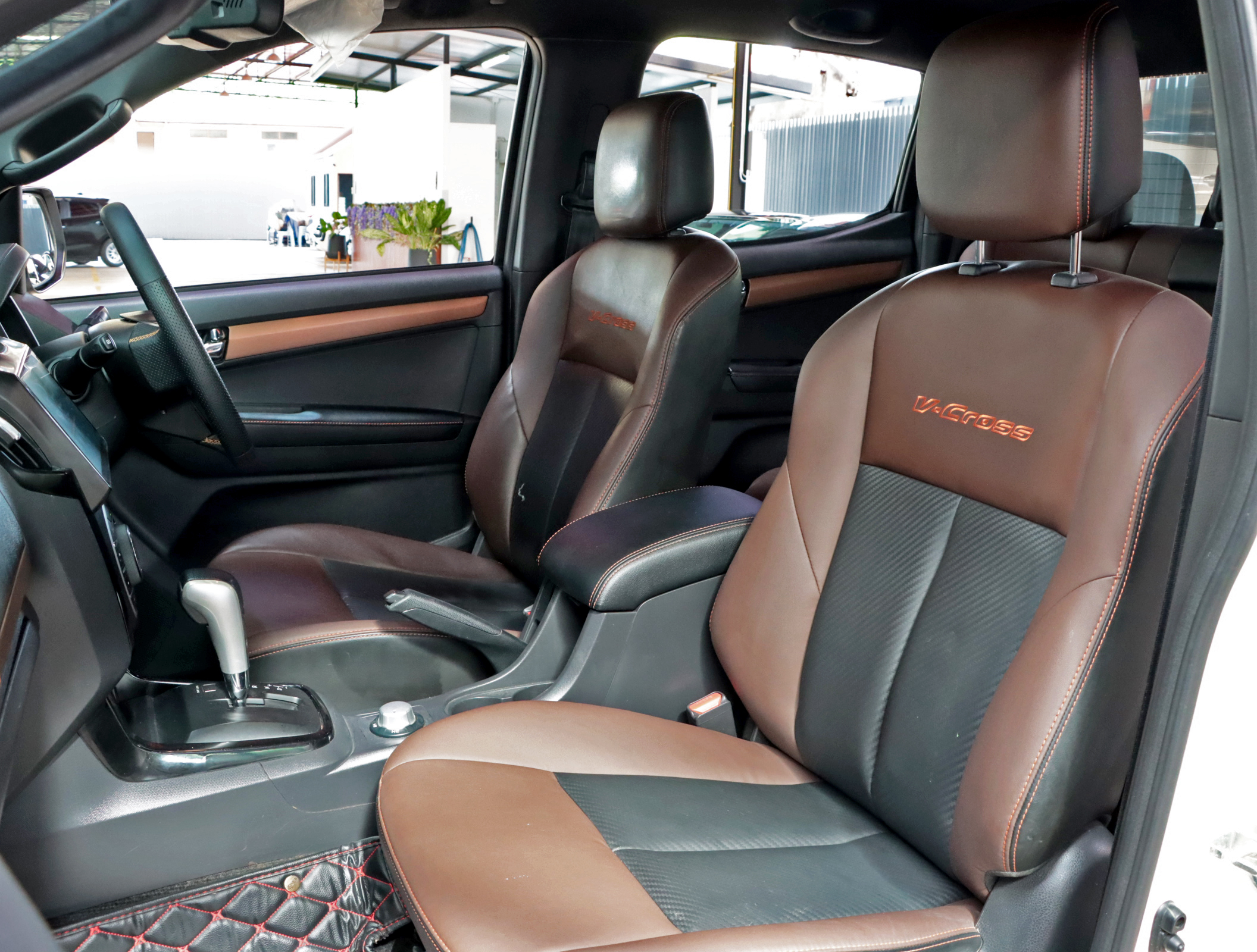 ISUZU D-MAX 3.0 Vcross MAX Z-Prestige Cab4 4WD ปี2019