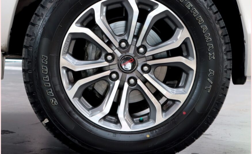 TOYOTA FORTUNER 3.0 TRD Sportivo 4WD ปี2015