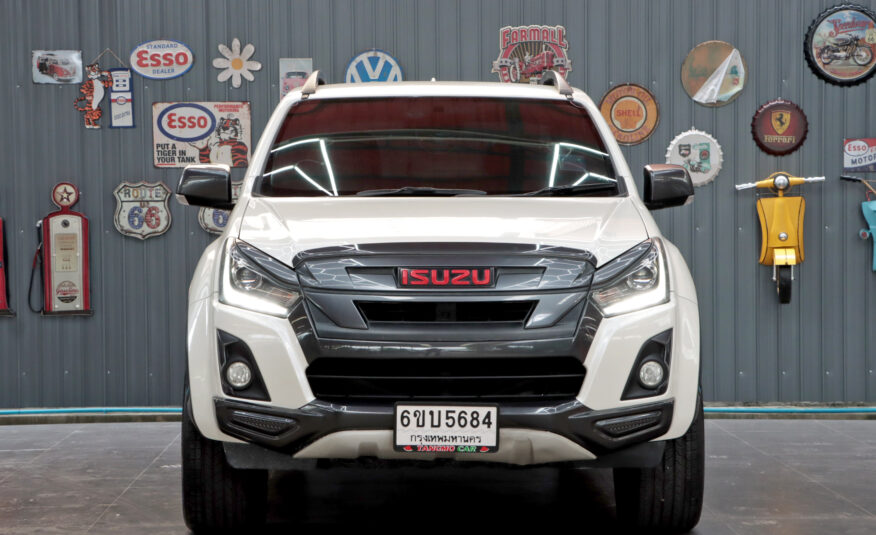 ISUZU D-MAX 3.0 Vcross MAX Z-Prestige Cab4 4WD ปี2019