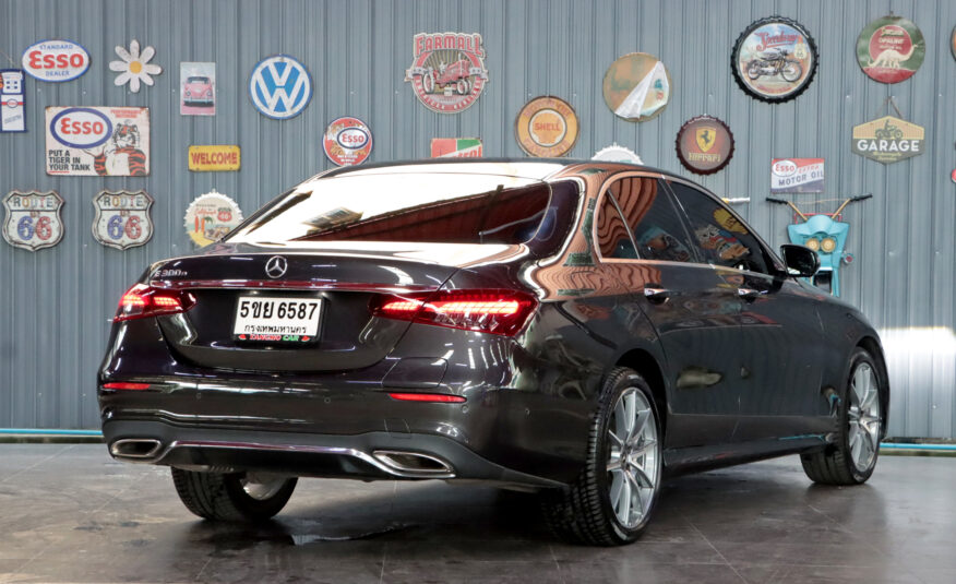 MERCEDES-BENZ E300 2.0 e AMG Dynamic ปี2025