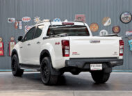 ISUZU D-MAX 3.0 Vcross MAX Z-Prestige Cab4 4WD ปี2019
