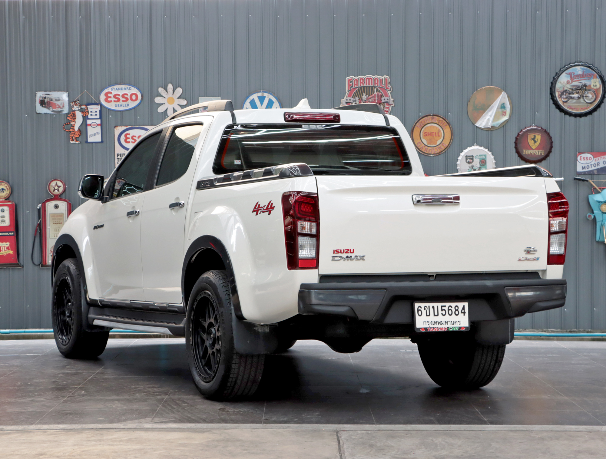 ISUZU D-MAX 3.0 Vcross MAX Z-Prestige Cab4 4WD ปี2019