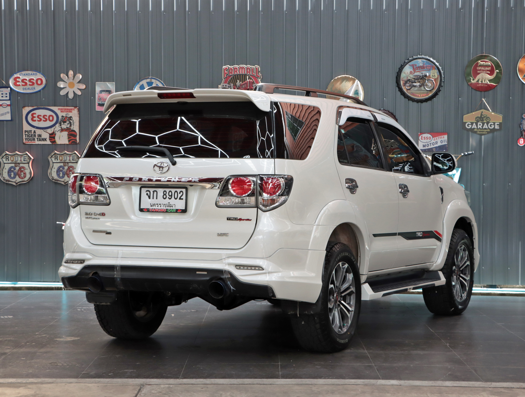 TOYOTA FORTUNER 3.0 TRD Sportivo 4WD ปี2015