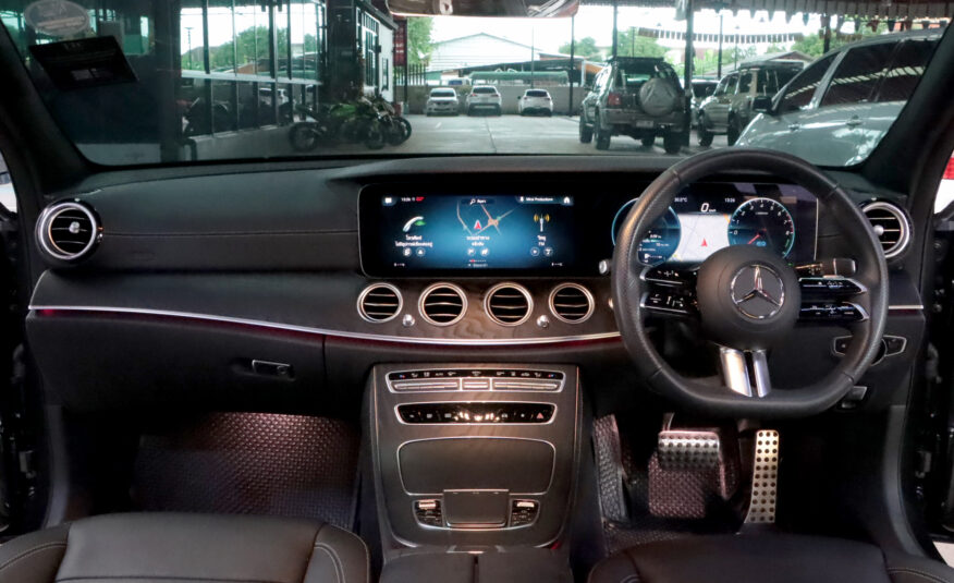 MERCEDES-BENZ E300 2.0 e AMG Dynamic ปี2025