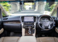 TOYOTA ALPHARD 2.5 HYBRID E-FOUR ปี2022