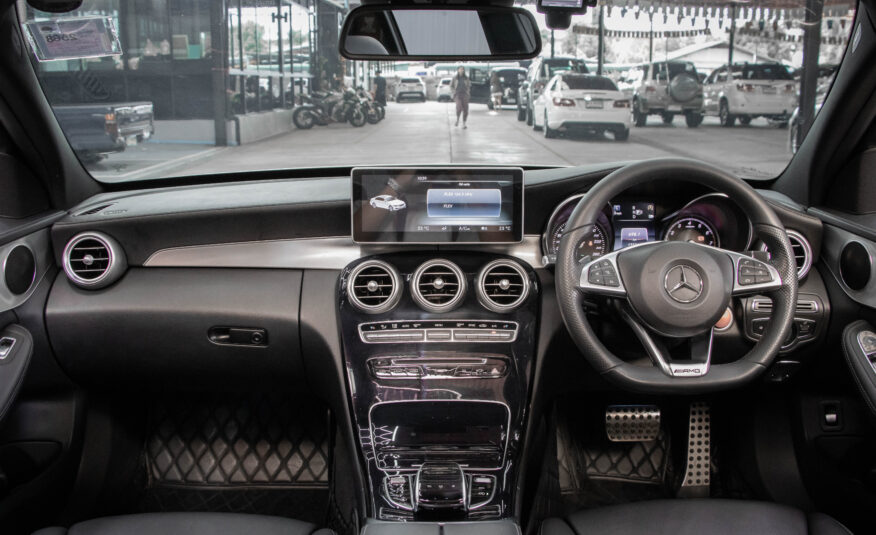 MERCEDES-BENZ C250 2.0 AMG Dynamic ปี2015