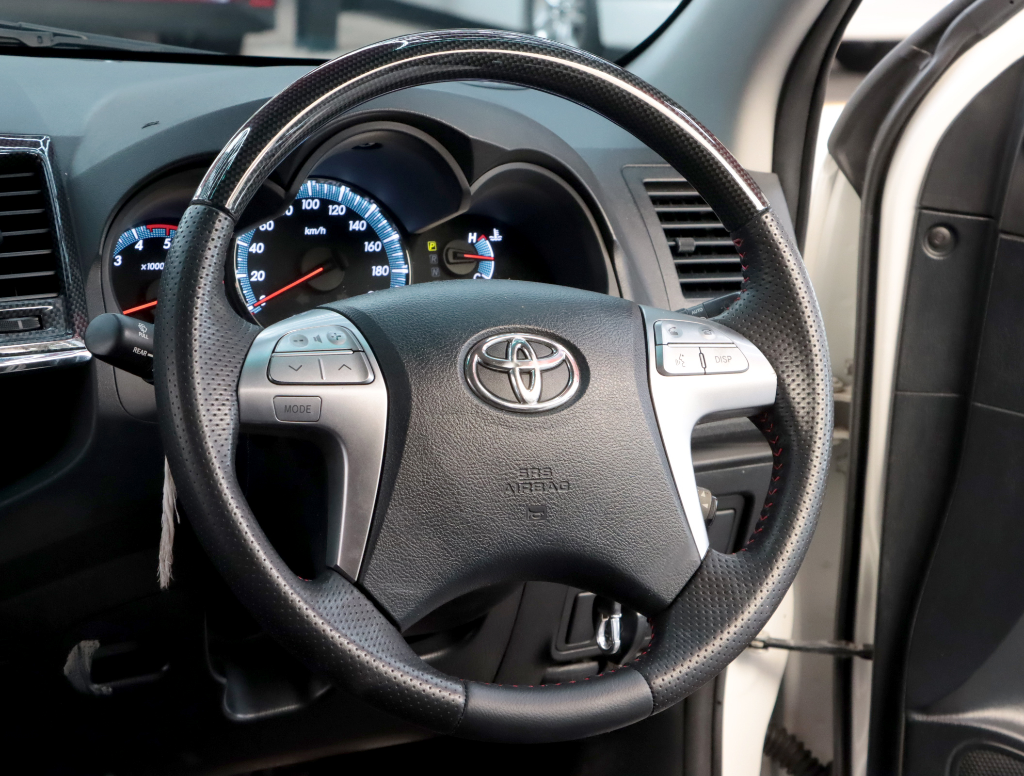 TOYOTA FORTUNER 3.0 TRD Sportivo 4WD ปี2015