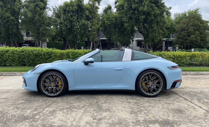 Porsche  911/992 Targa 4S สีพิเศษ CUSTOM COLOUR BLUE PASTEL (GULF BLUE)  ปี 2021 วิ่ง 4,500 กม.