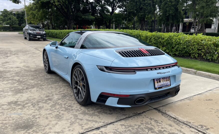 Porsche  911/992 Targa 4S สีพิเศษ CUSTOM COLOUR BLUE PASTEL (GULF BLUE)  ปี 2021 วิ่ง 4,500 กม.