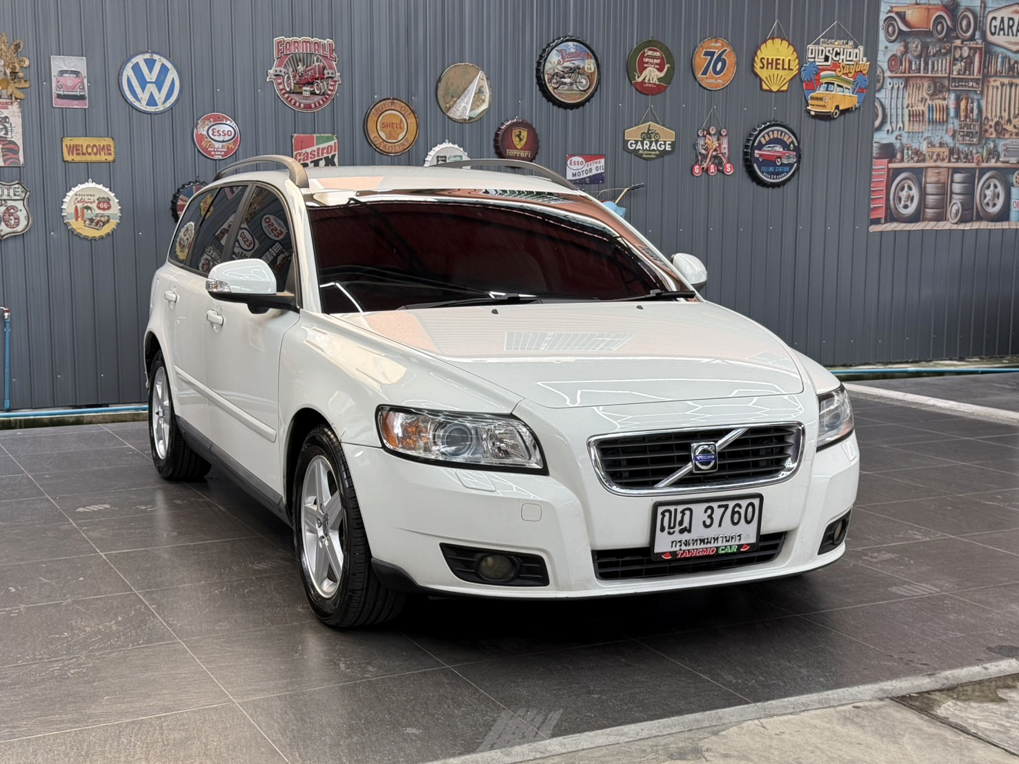 VOLVO V50 2.0 2011