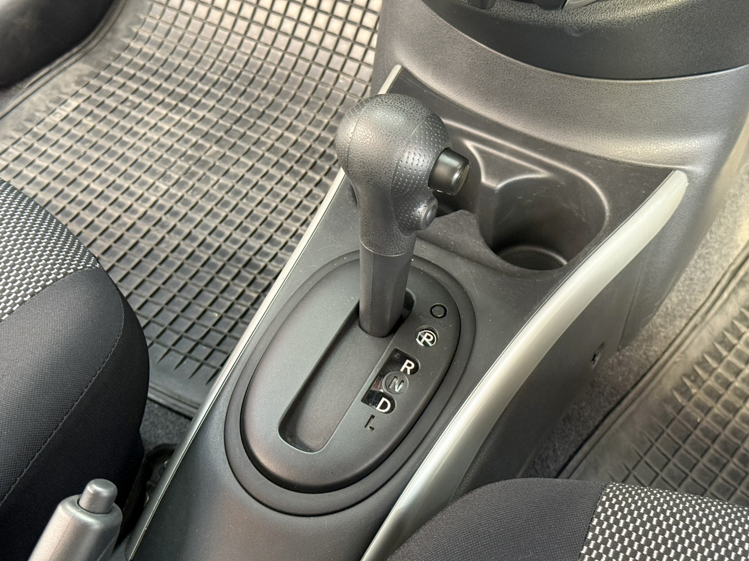 NISSAN ALMERA 1.2 E Sportech 2016