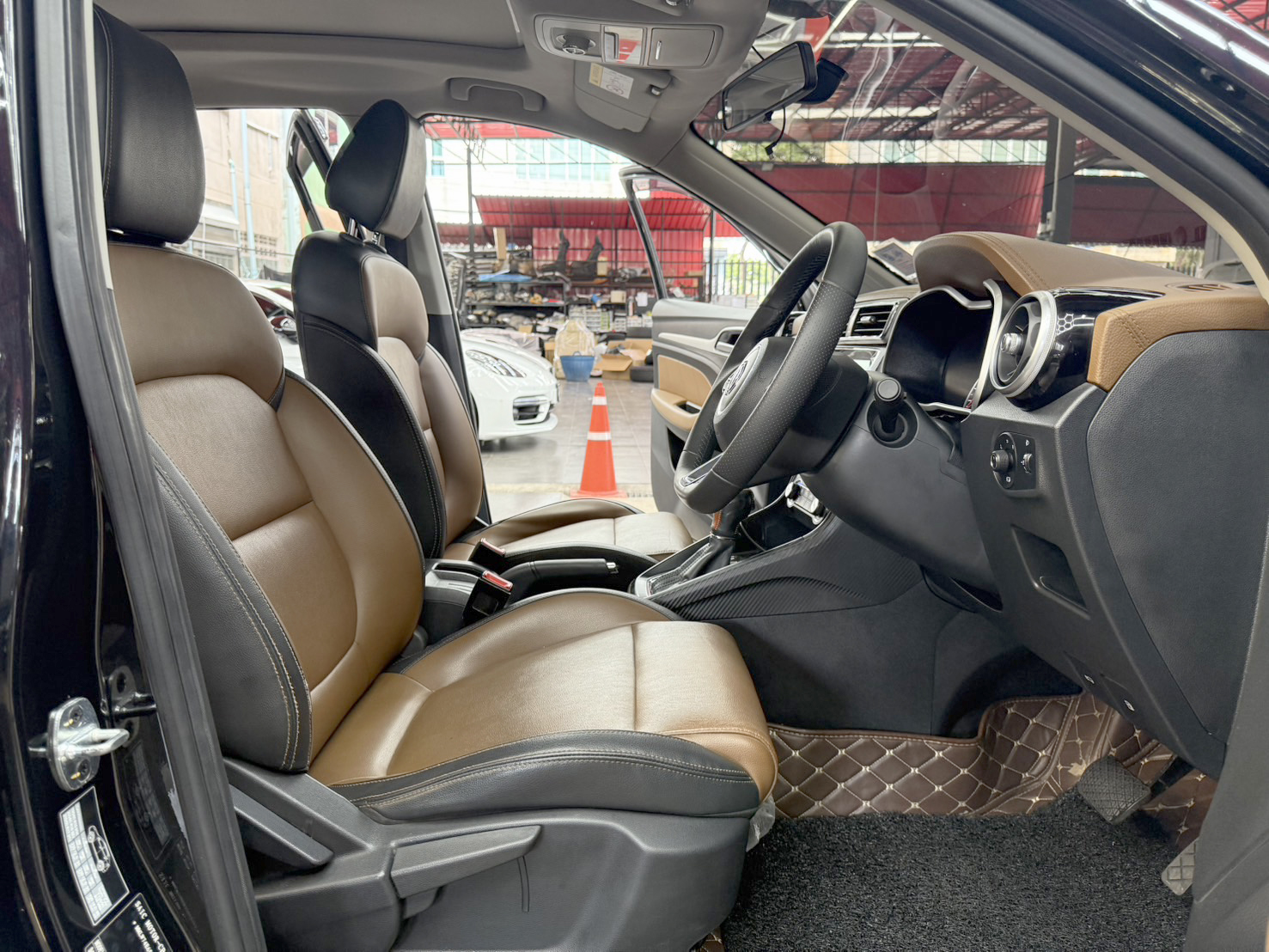 MG ZS 1.5 X+ SUNROOF 2018