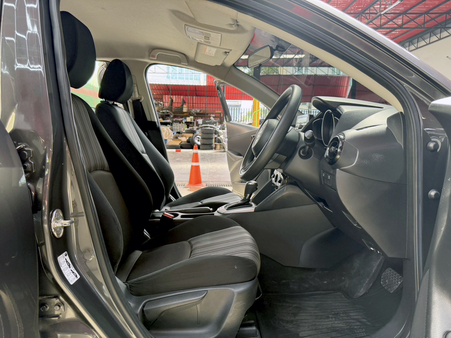 MAZDA2 1.3 E SEDAN 2020