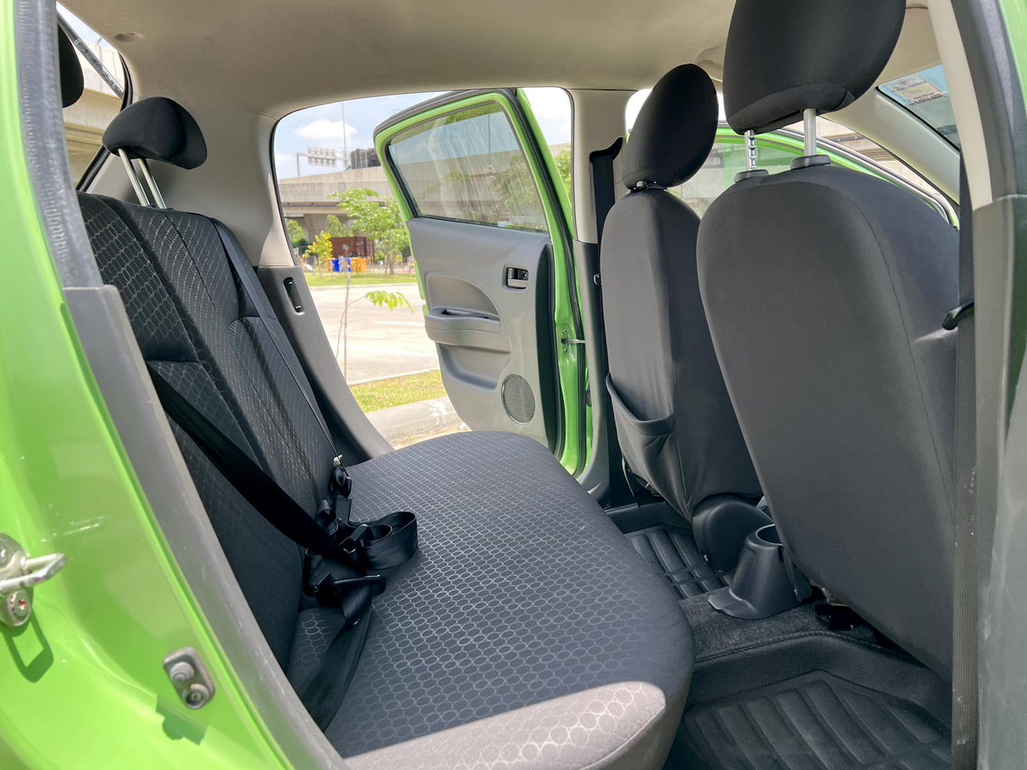 MITSUBISHI MIRAGE  1.2  GLX 2012