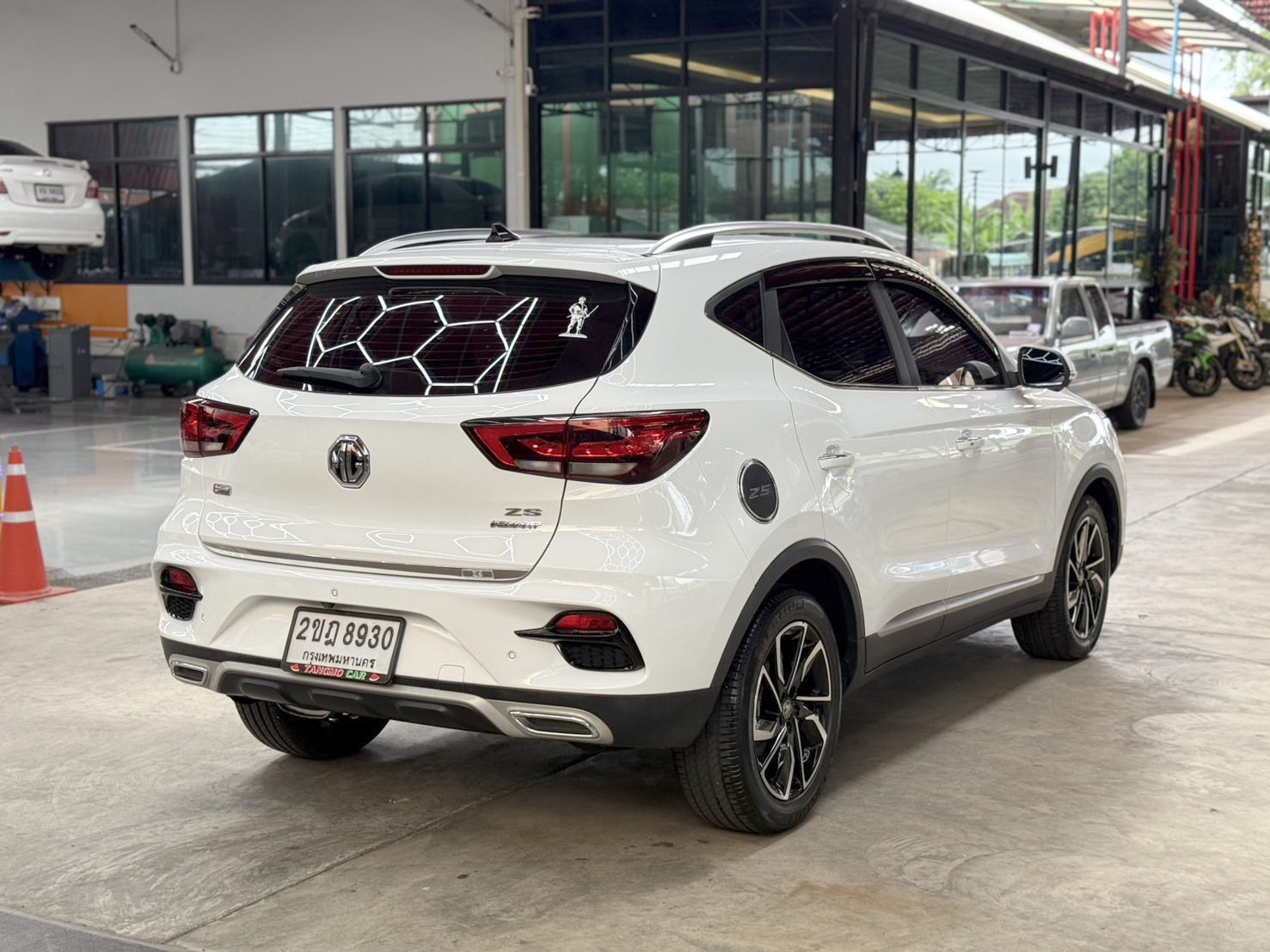 MG ZS 1.5 X+ SUNROOF 2021