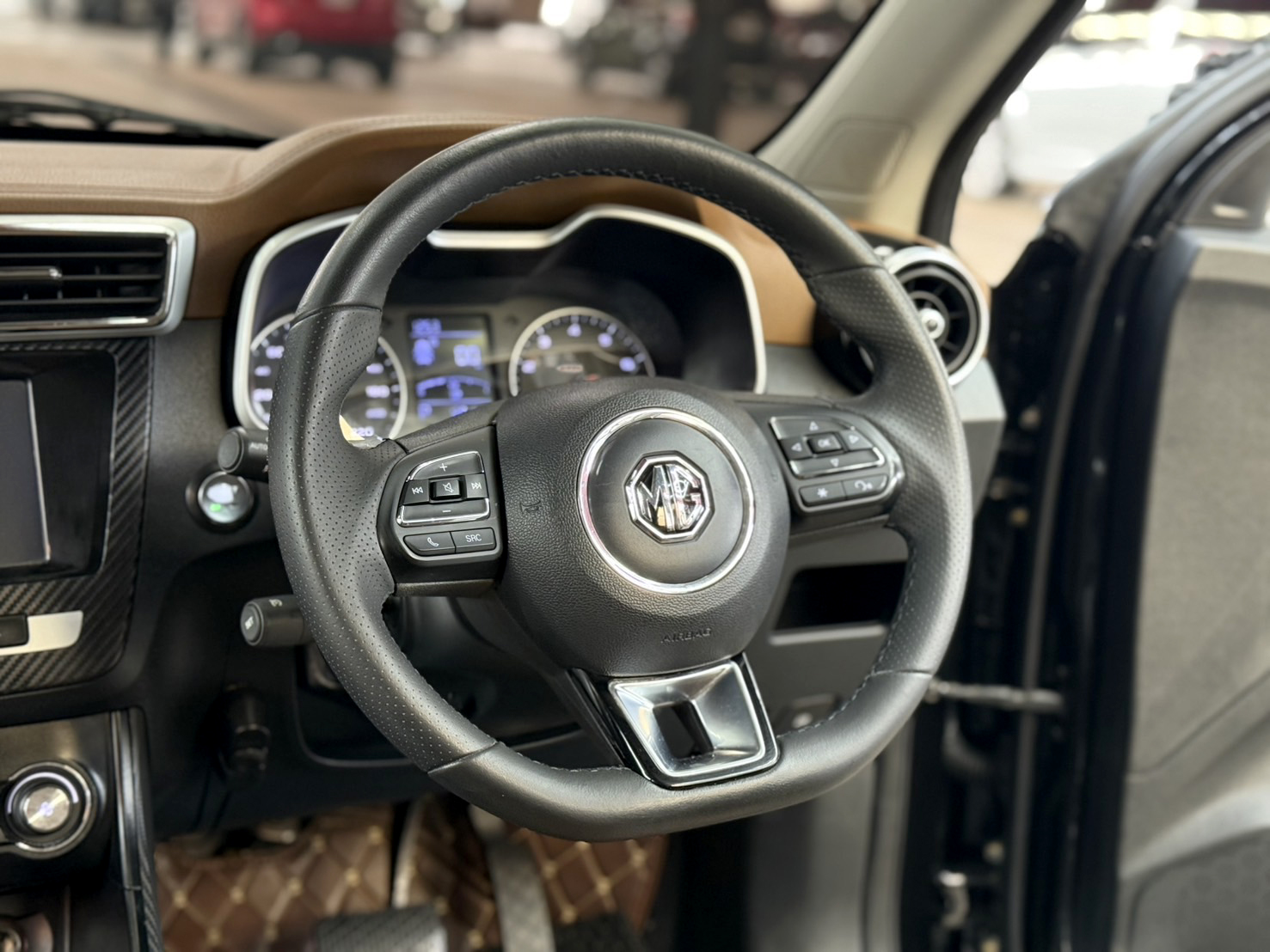 MG ZS 1.5 X+ SUNROOF 2018