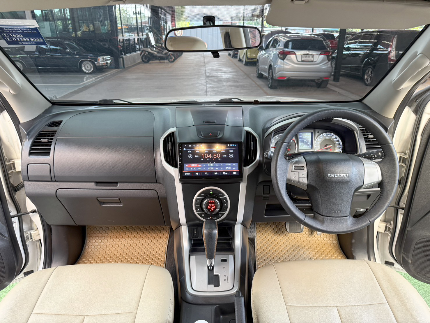 ISUZU MU-X 3.0 DVD 2014