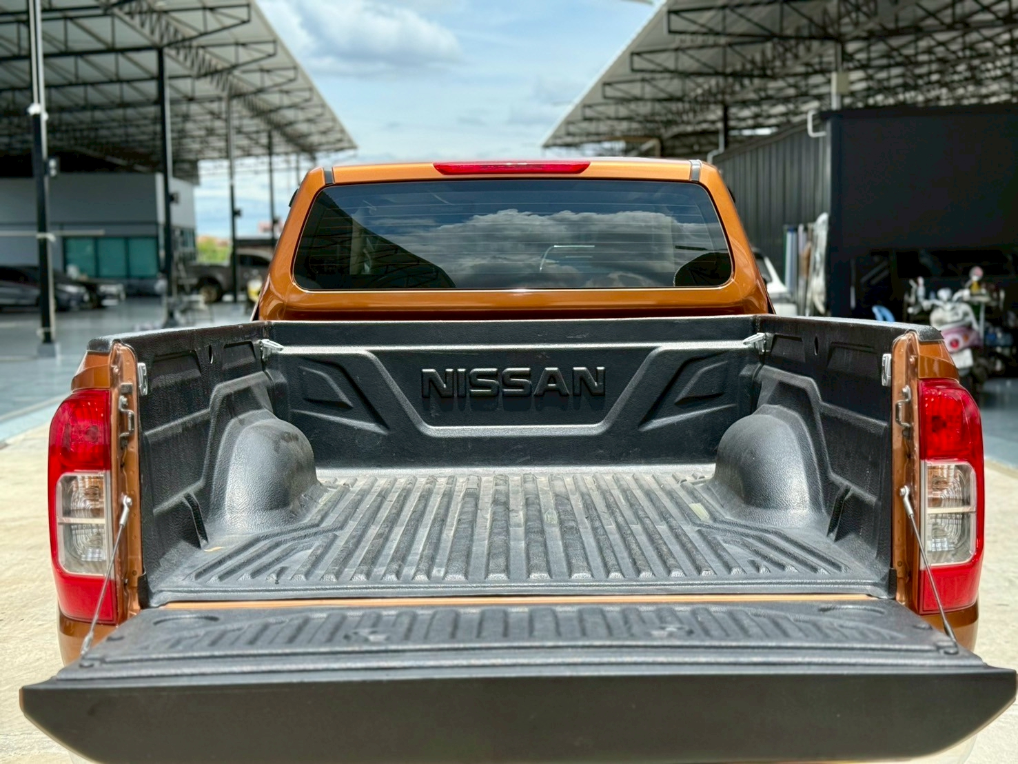 NISSAN NAVARA NP300 2.5 E KINGCAB 2021