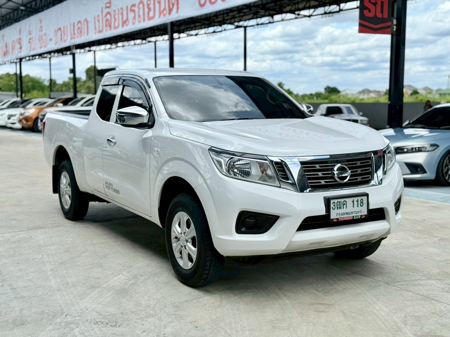 NISSAN NAVARA NP300 2.5 E KINGCAB 2020