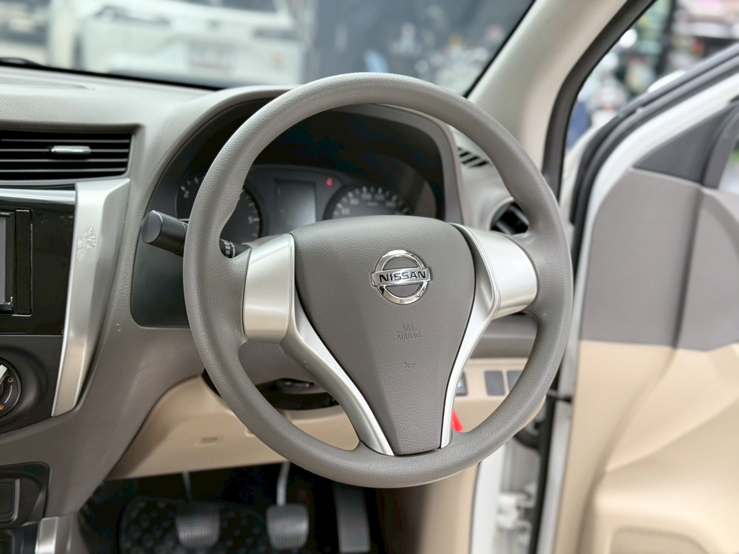 NISSAN NAVARA NP300 2.5 E KINGCAB 2020