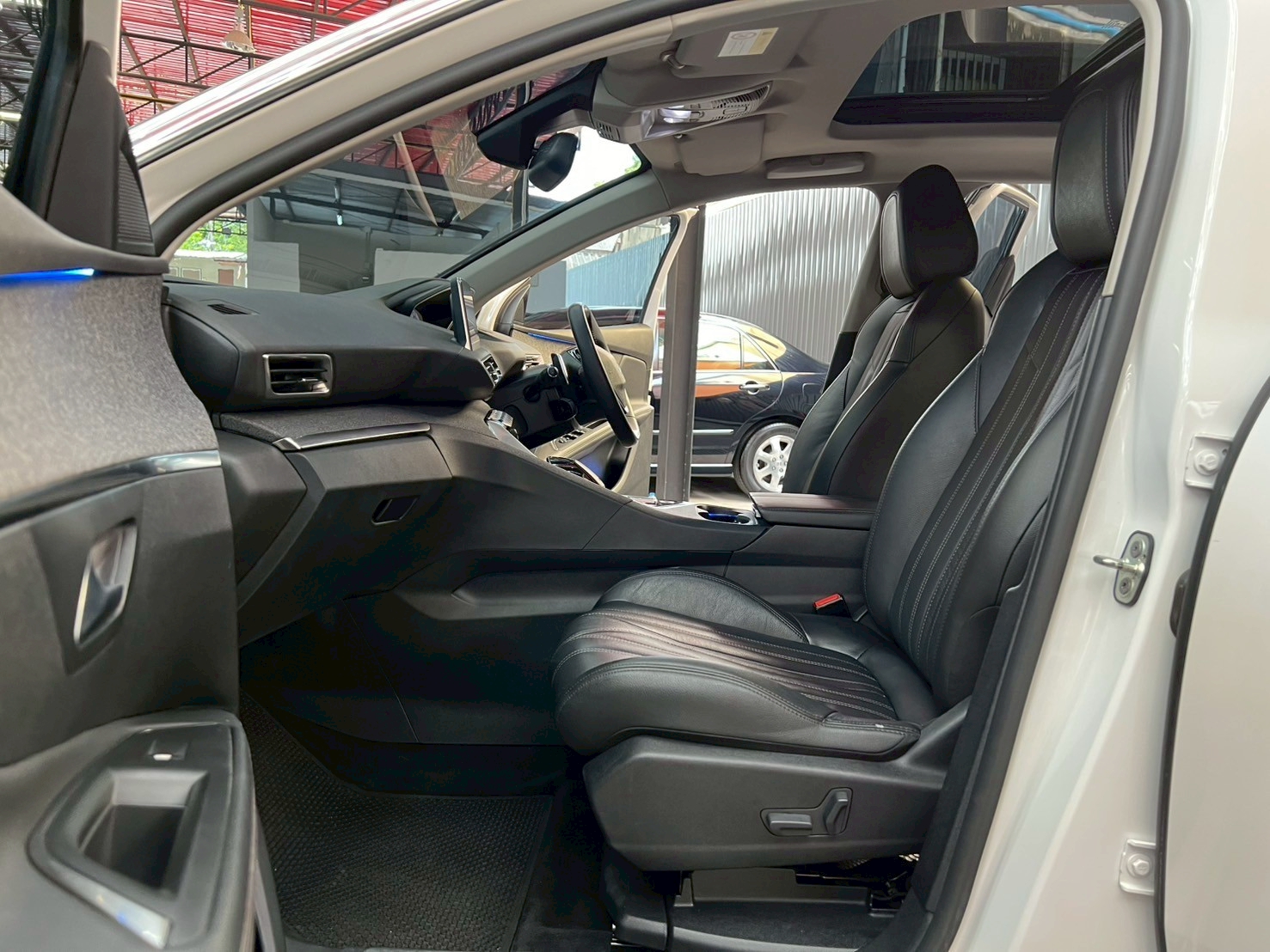 PEOUGEOT 3008 1.6 P84 BG Allure