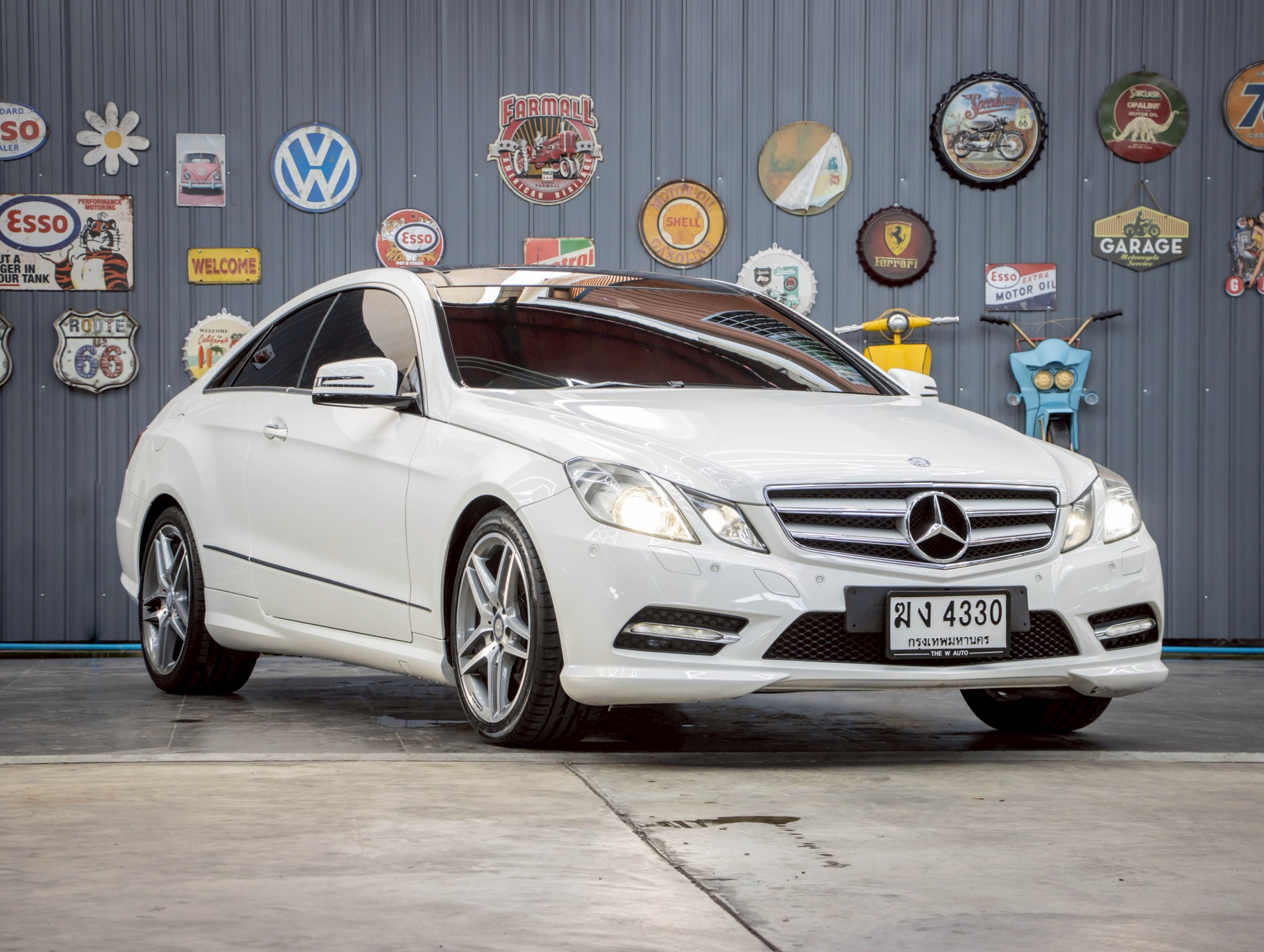 BENZ E-Class E200 1.8 CGI COUPE 2013