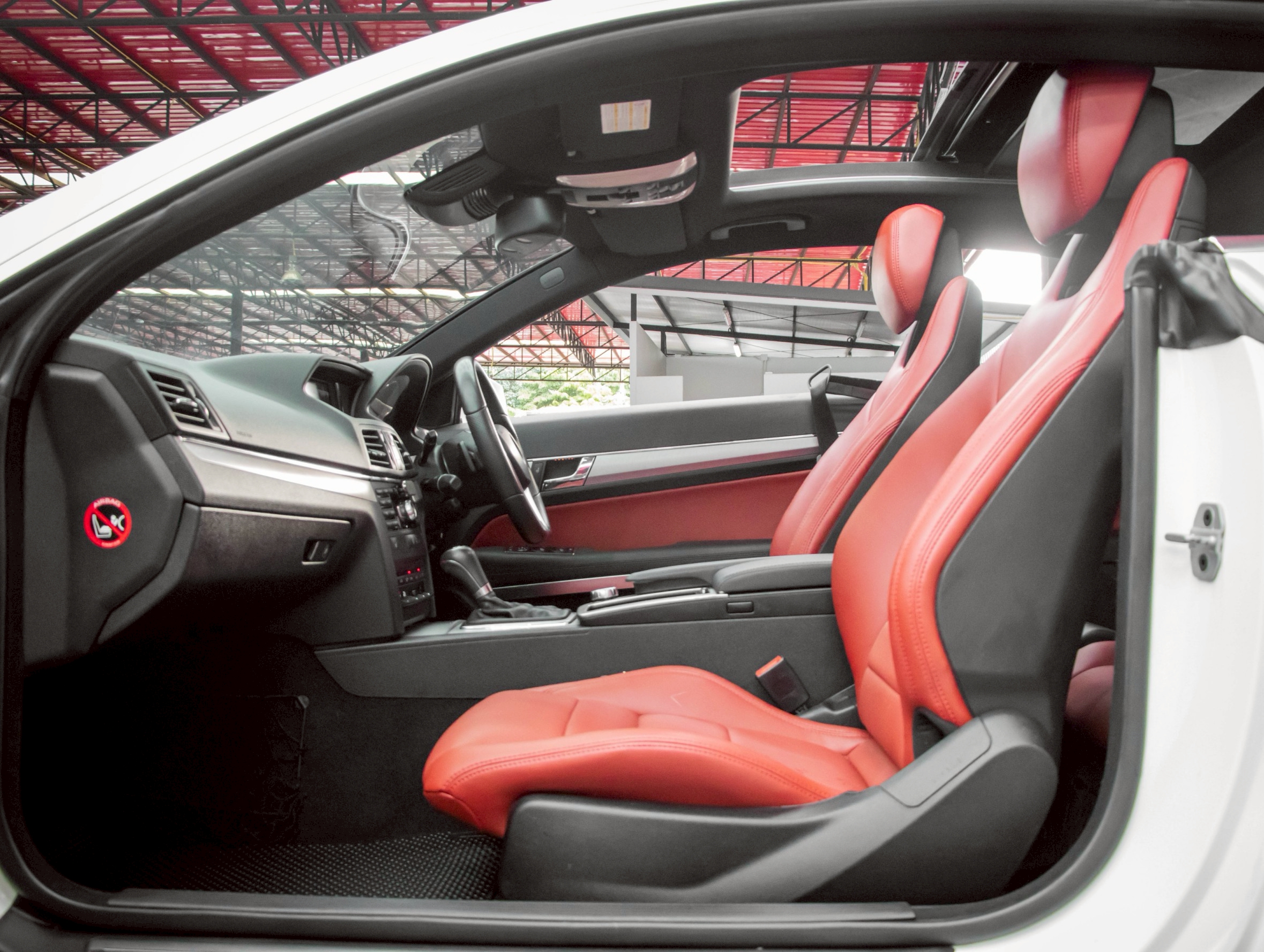 BENZ E-Class E200 1.8 CGI COUPE 2013