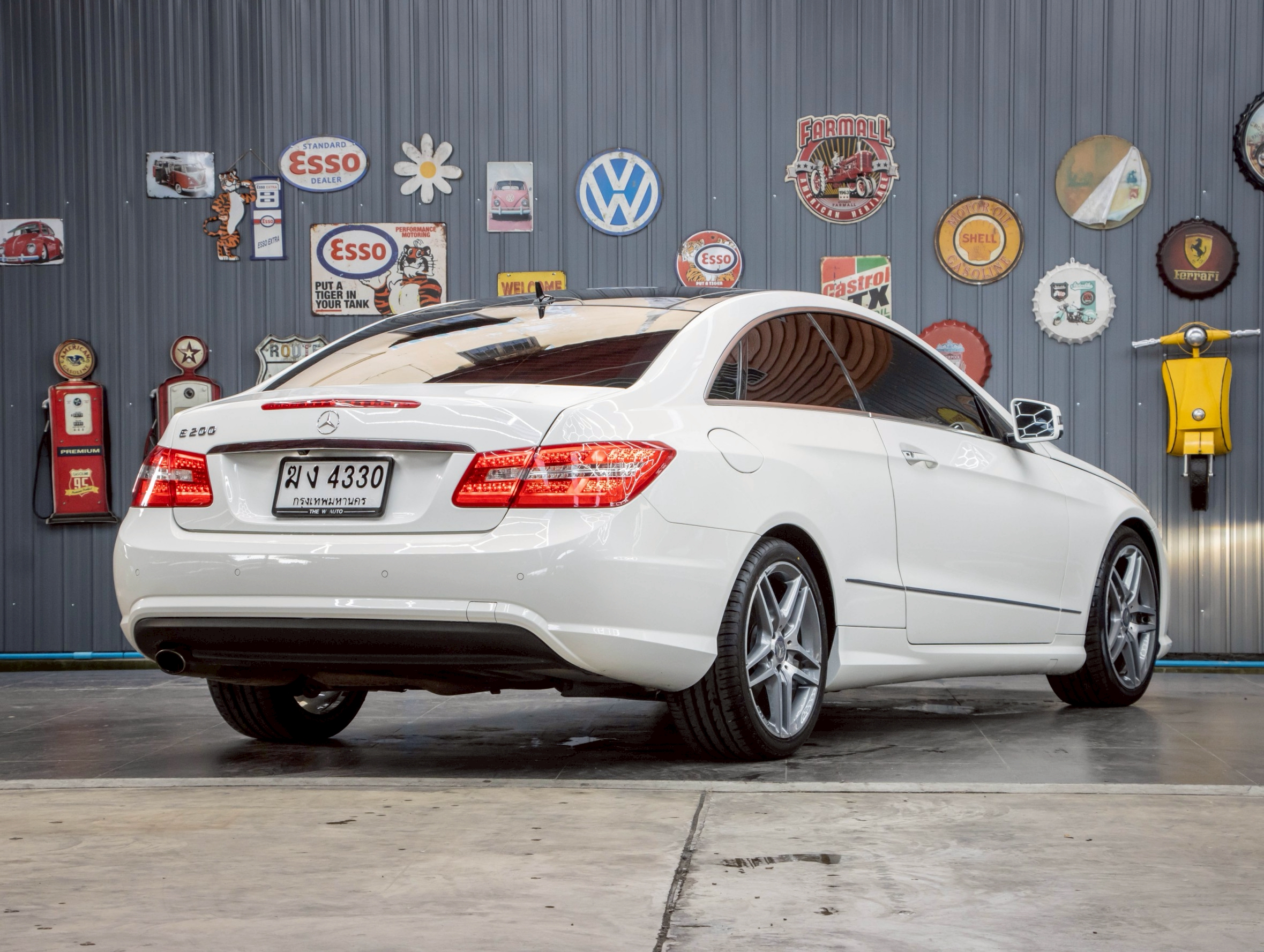 BENZ E-Class E200 1.8 CGI COUPE 2013