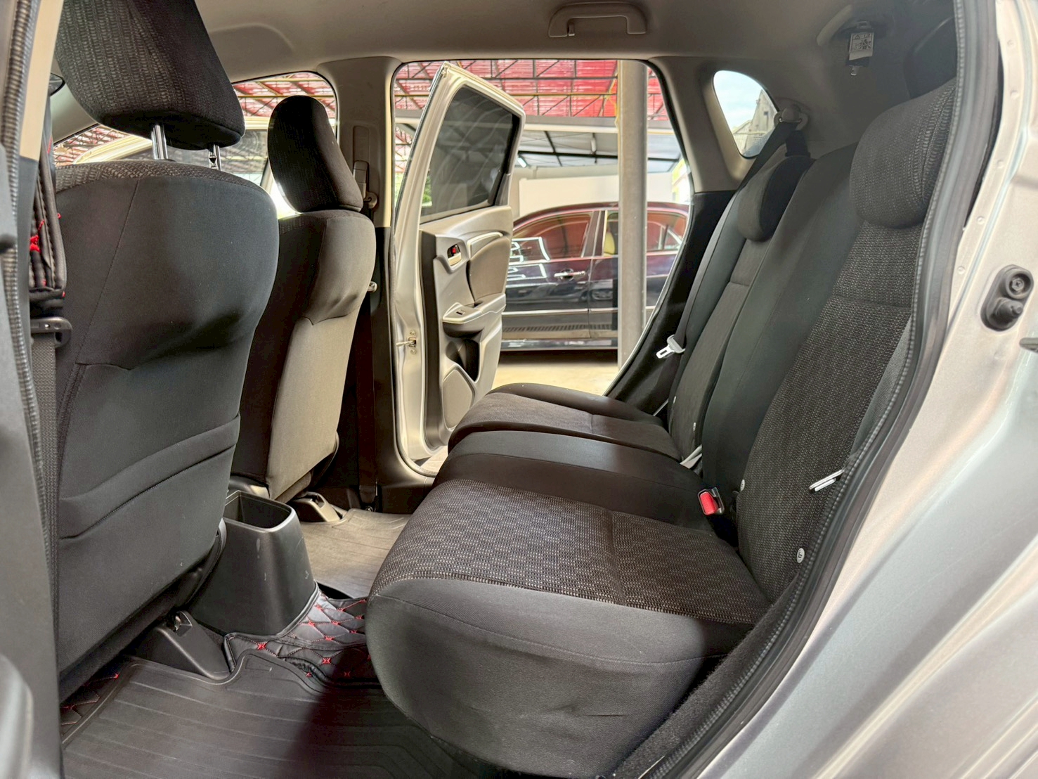 HONDA JAZZ 1.5 V+ i-VTEC 2014