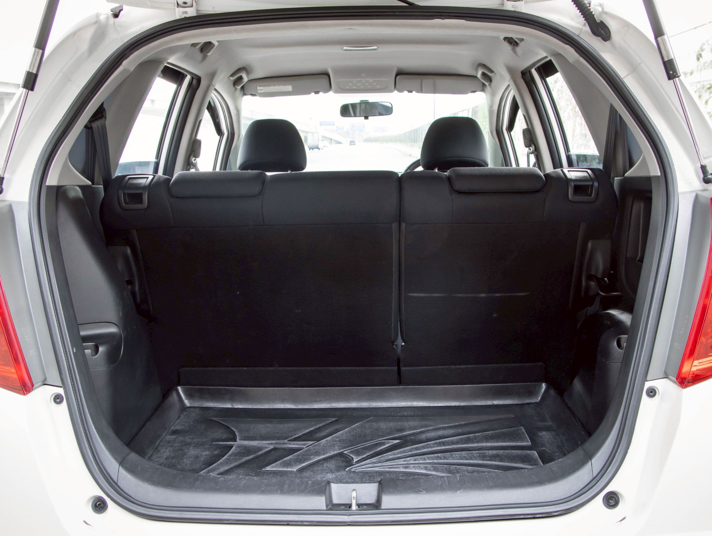 HONDA JAZZ 1.5 S i-VTEC 2011