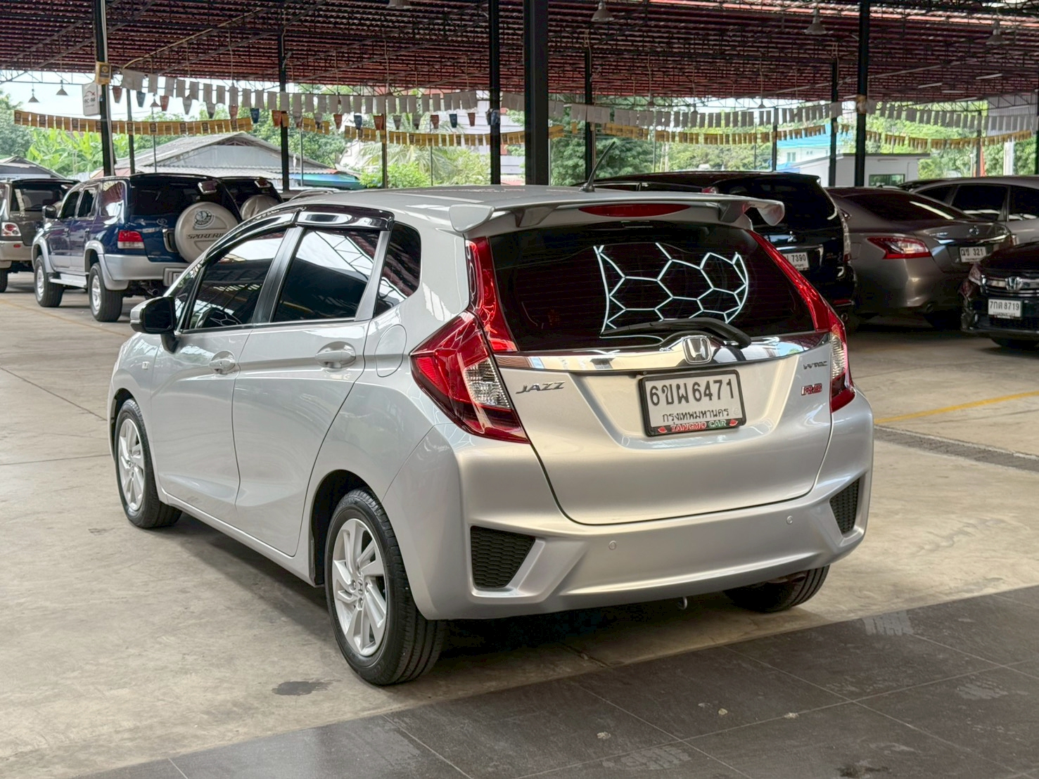 HONDA JAZZ 1.5 V+ i-VTEC 2014