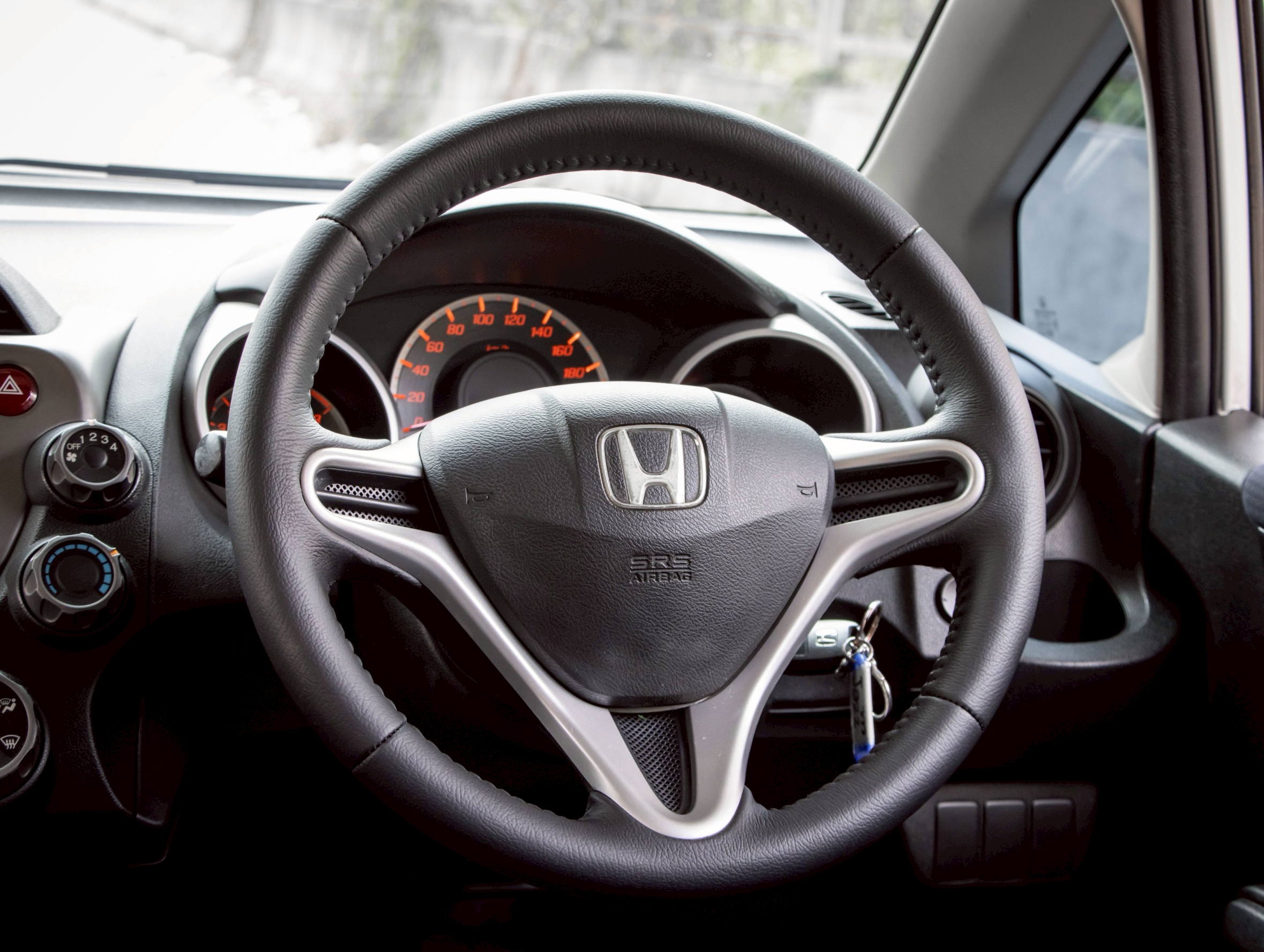 HONDA JAZZ 1.5 S i-VTEC 2011