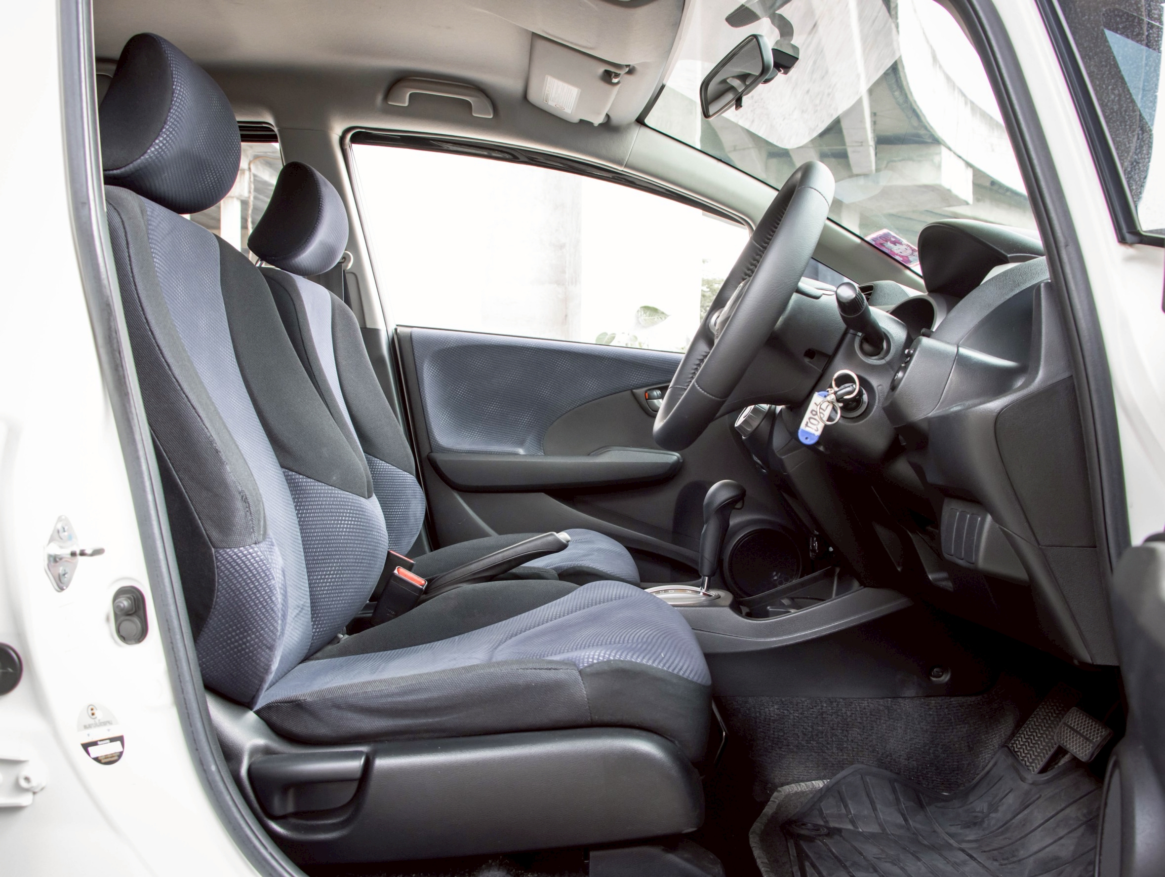 HONDA JAZZ 1.5 S i-VTEC 2011