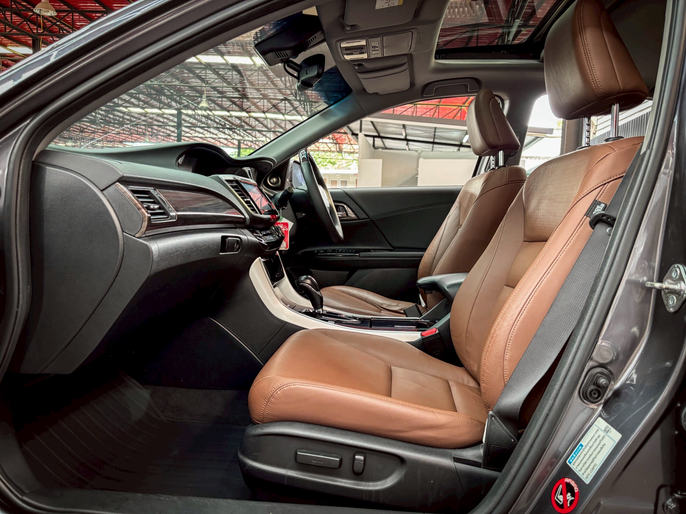 HONDA ACCORD 2.0 HYBRID TECH 2016