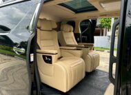 TOYOTA VELLFIRE 2.5 HYBRID X E-FOUR