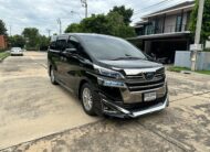 TOYOTA VELLFIRE 2.5 HYBRID X E-FOUR