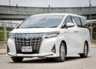 TOYOTA ALPHARD 2.5 HYBRID E-FOUR 2022