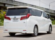 TOYOTA ALPHARD 2.5 HYBRID E-FOUR 2022
