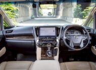 TOYOTA ALPHARD 2.5 HYBRID E-FOUR 2022