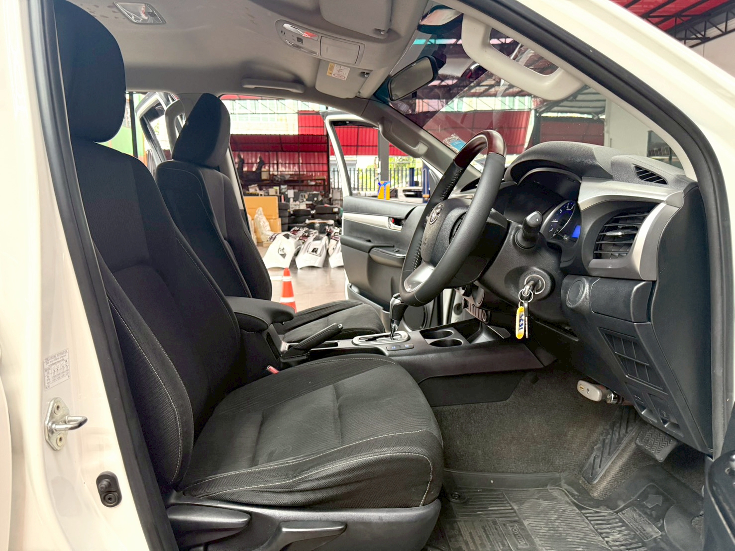 TOYOTA REVO 2.4 E PLUS PRERUNNERDOUBLECAB 2018