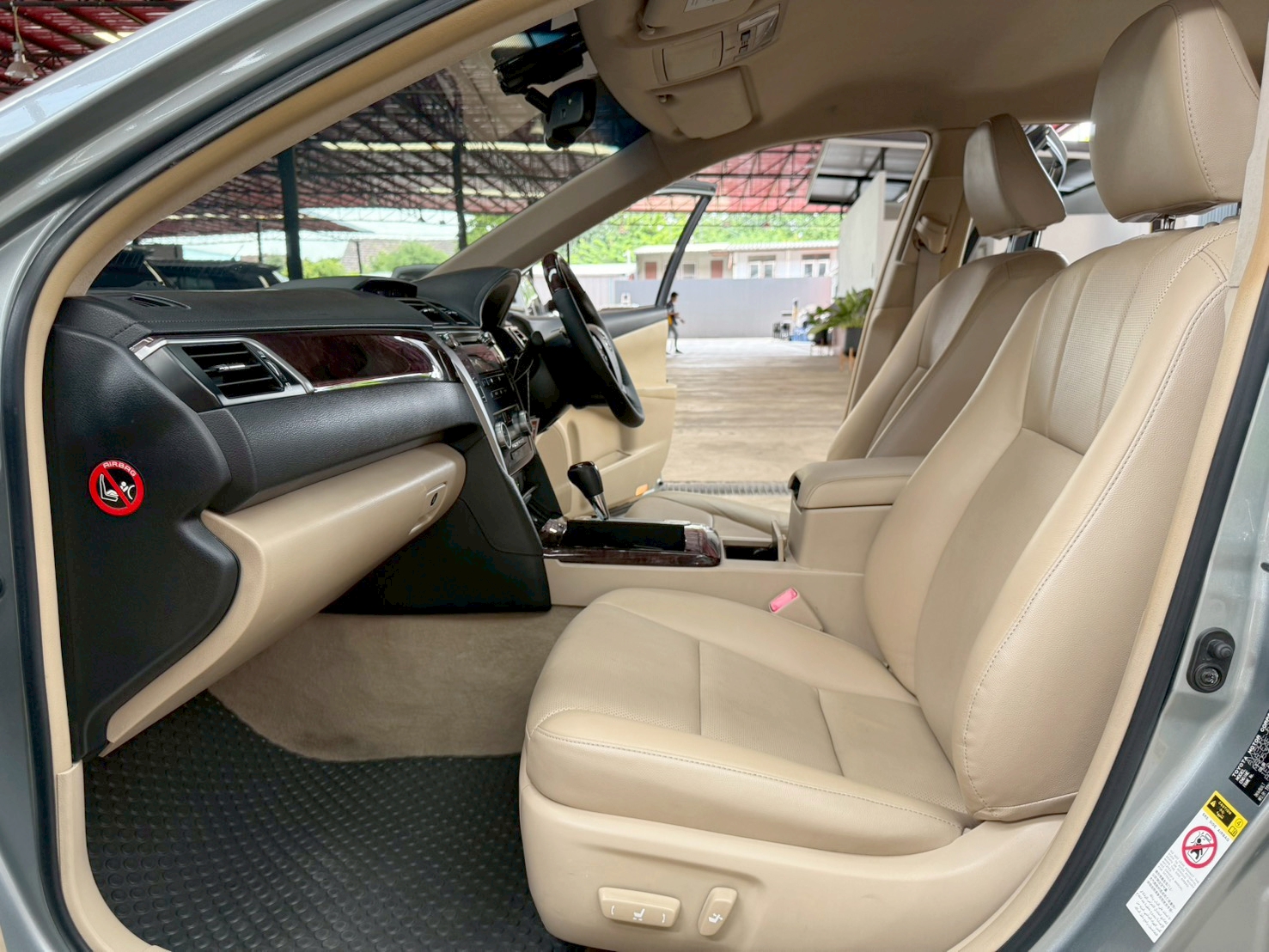 TOYOTA CAMRY 2.5 HYBRID ( CD ) 2013